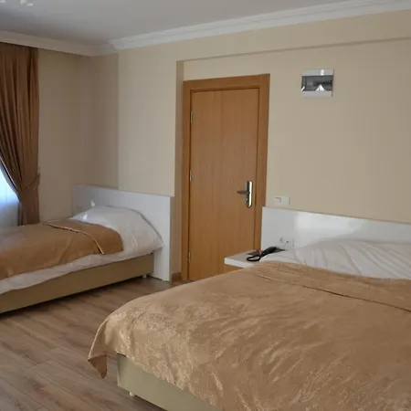 Szálloda Dosemealti Otel *