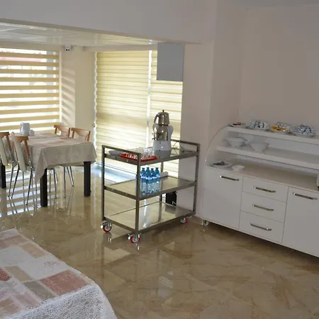 Dosemealti Otel Szálloda *