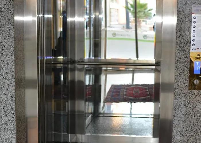 Dosemealti Otel * Dosemealti